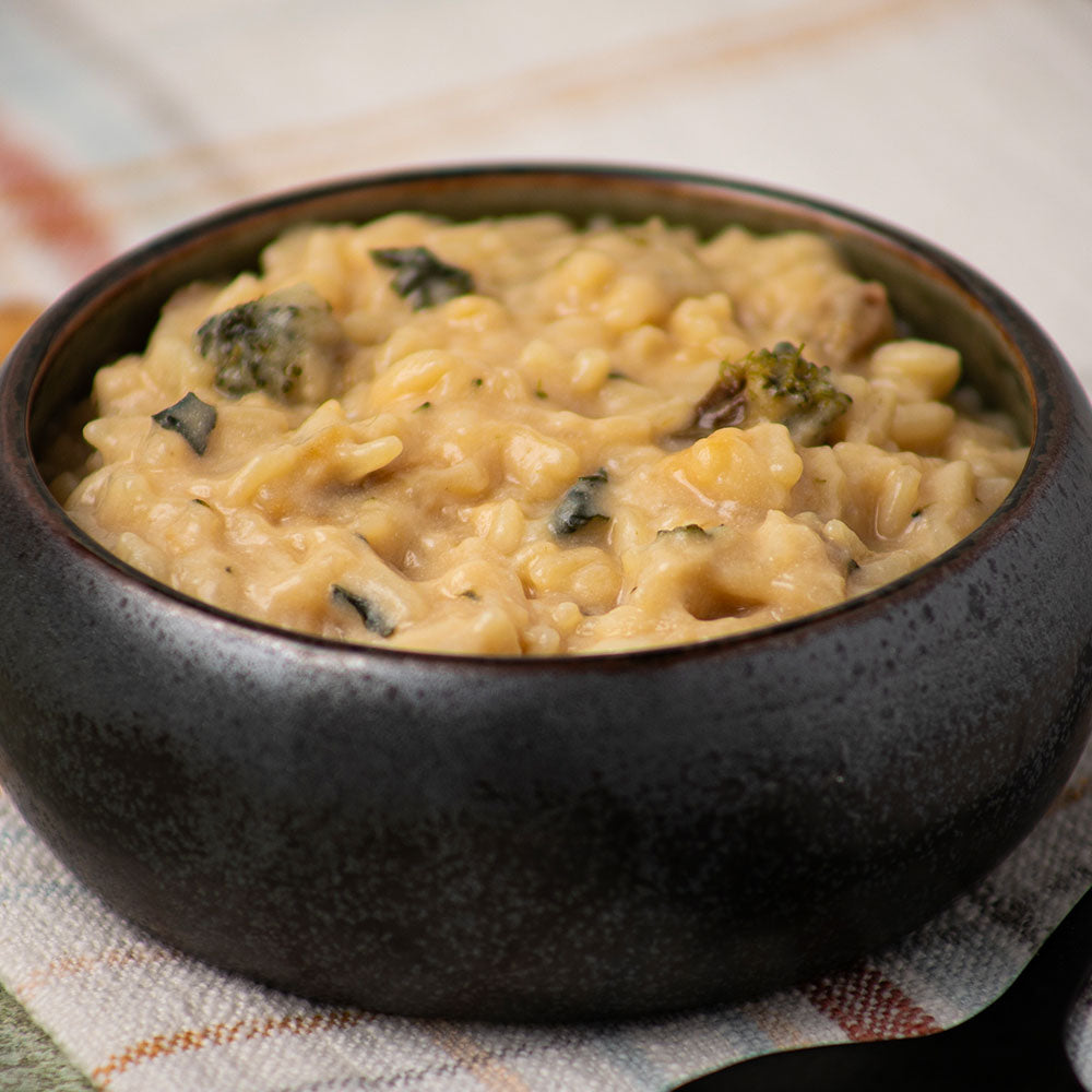 Cheesy Broccoli Soup #10 Can (23 servings)