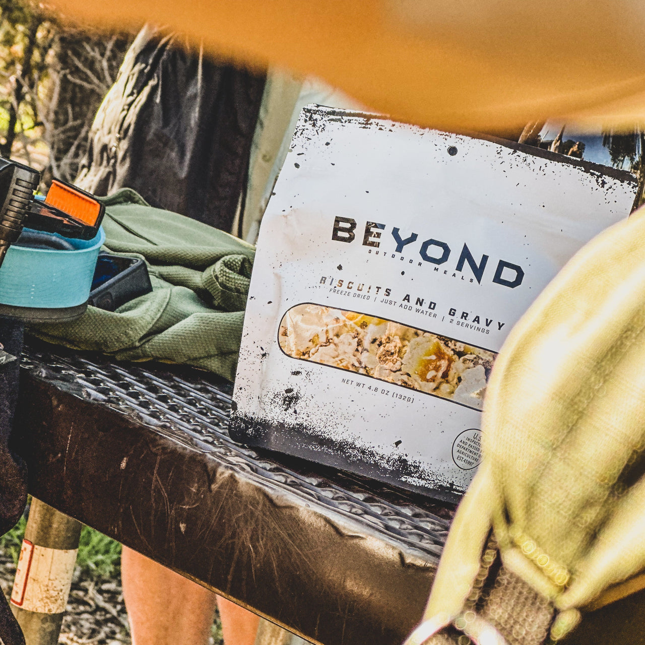 Biscuits & Gravy Pouch by Beyond Outdoor Meals (710 Calories, 2 Servings) - Shot Show